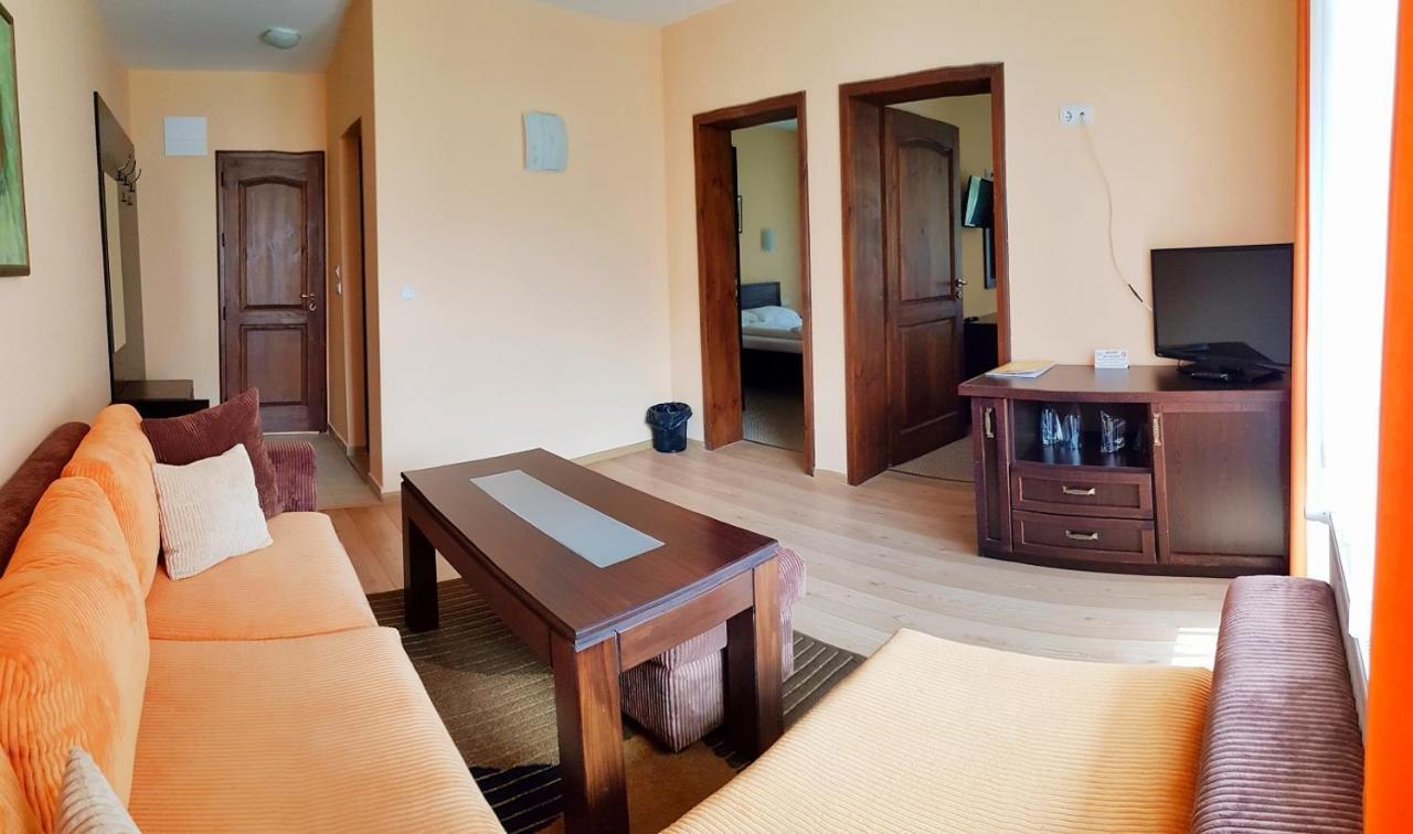 Family Hotel Chiflik Hills Dış mekan fotoğraf