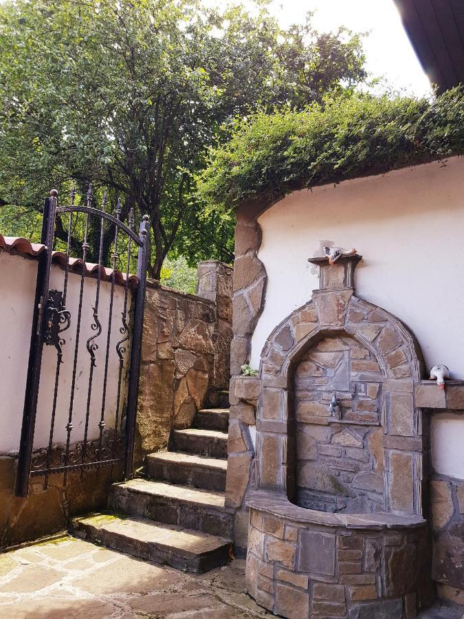 Family Hotel Chiflik Hills Dış mekan fotoğraf