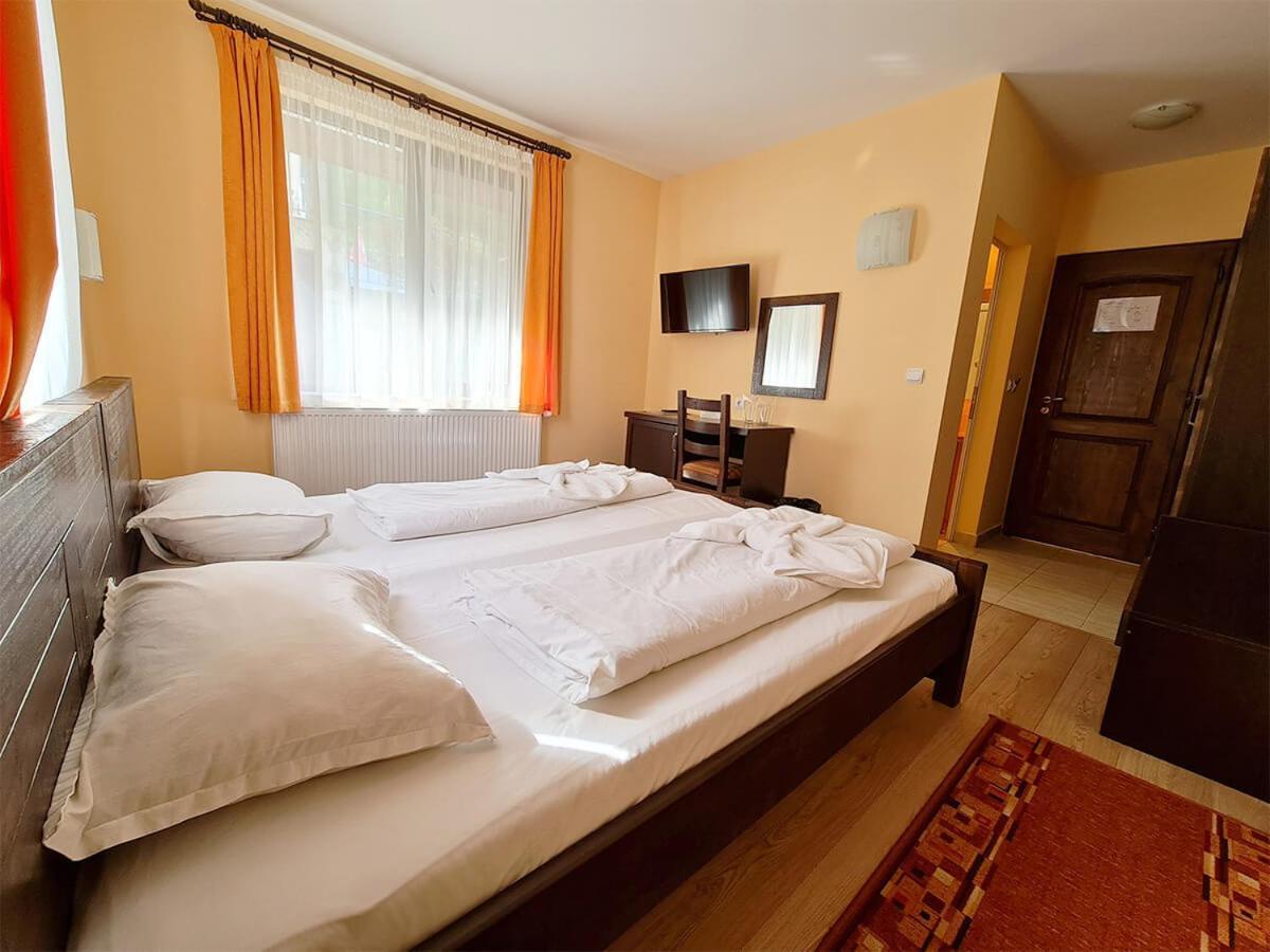 Family Hotel Chiflik Hills Dış mekan fotoğraf