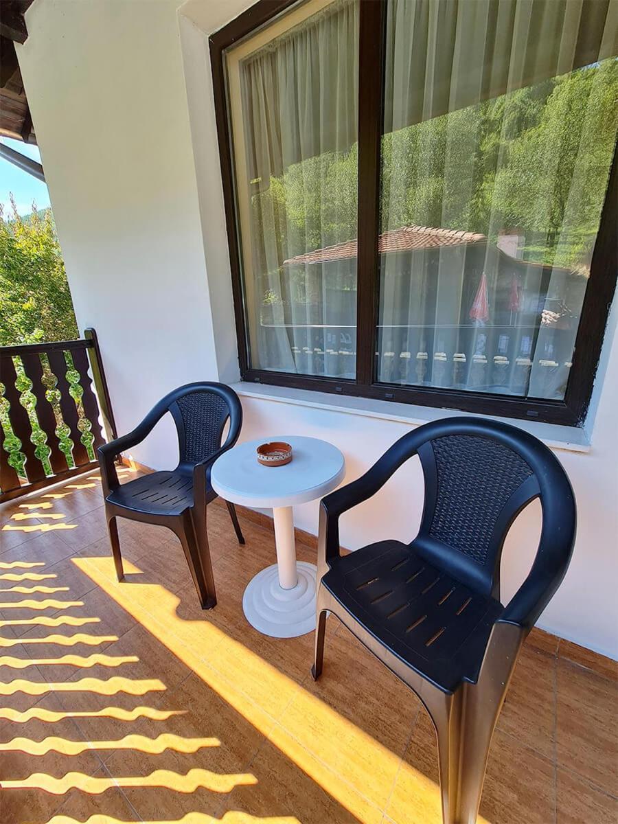 Family Hotel Chiflik Hills Oda fotoğraf